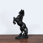 ESCULTURA CAVALO REAL